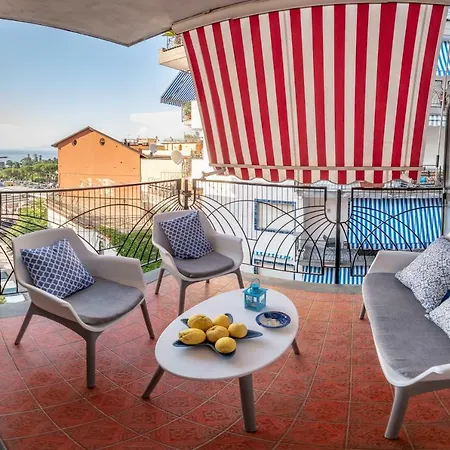 La Casetta Linda - New 2 Bedroom In With Seaview Terrace Apartment Sorrent