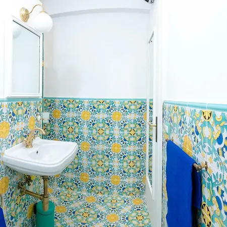 La Casetta Linda - New 2 Bedroom In With Seaview Terrace Apartment